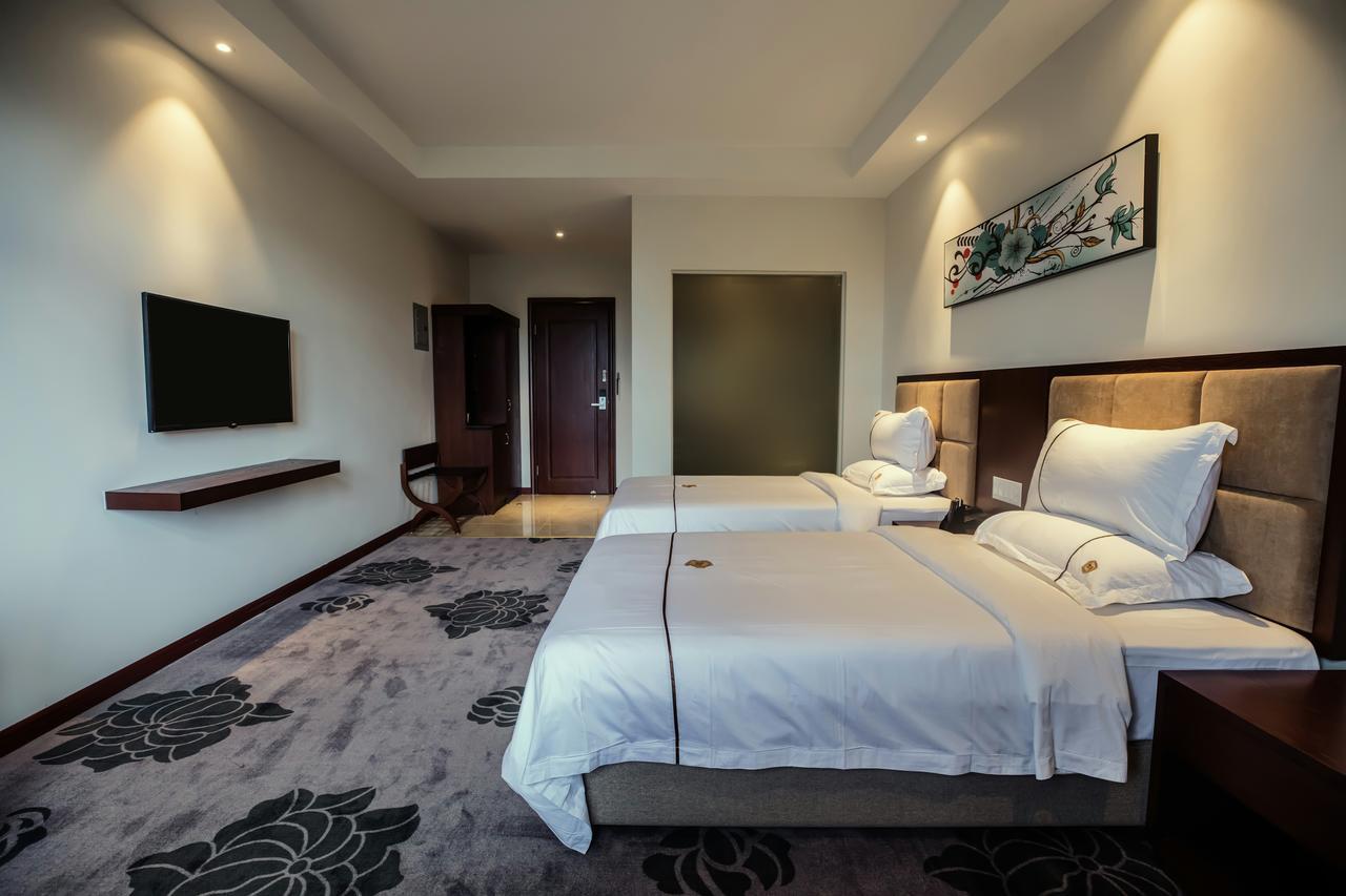 Tf Seaside Hotel Garapan Kültér fotó